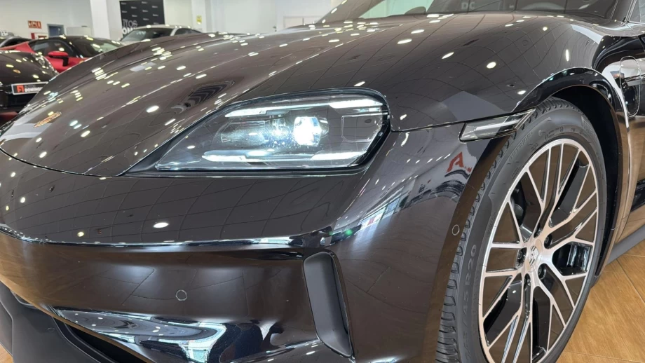 PORSCHE Taycan Sport Turismo
