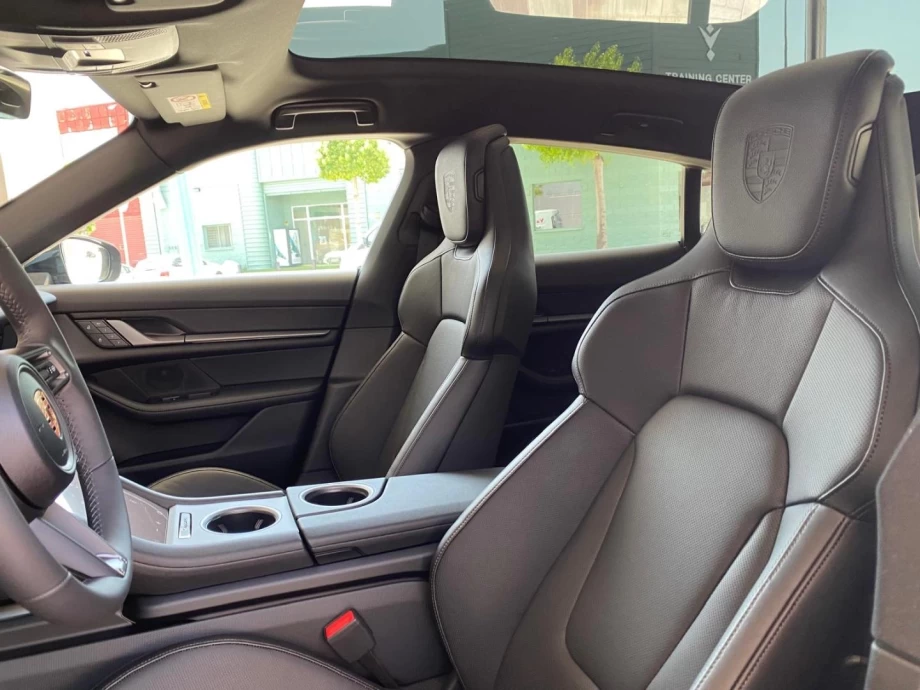 PORSCHE Taycan Sport Turismo