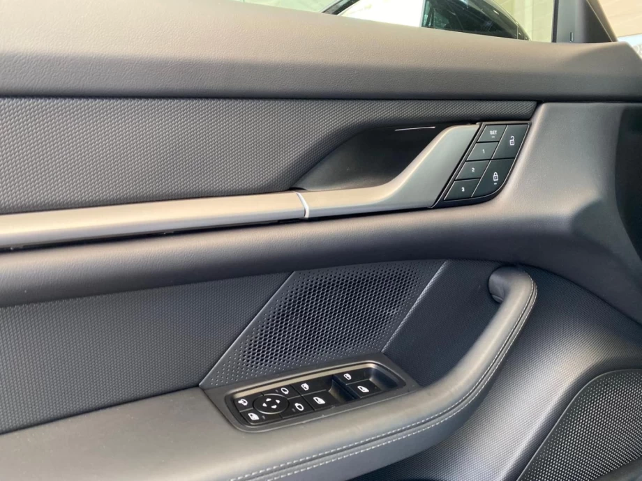 PORSCHE Taycan Sport Turismo