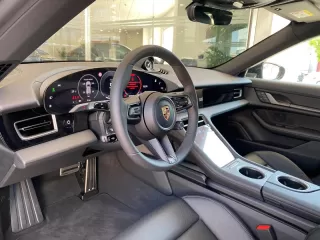 PORSCHE Taycan Sport Turismo