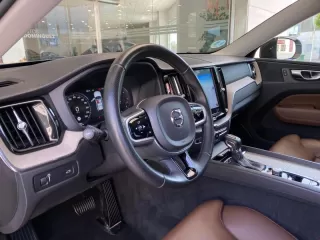 VOLVO XC60 2.0 D4 AWD Inscription Auto