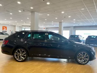 SKODA Superb Combi Sportline 1.4 TSI iV PHEV DSG