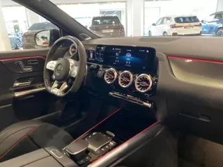 MERCEDES-BENZ GLA MercedesAMG GLA 45 S 4MATIC