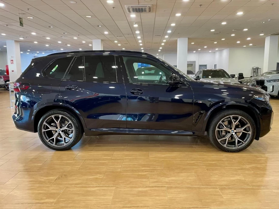 BMW X5 xDRIVE30d PACK M