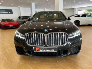 BMW Serie 7 745e PACK M