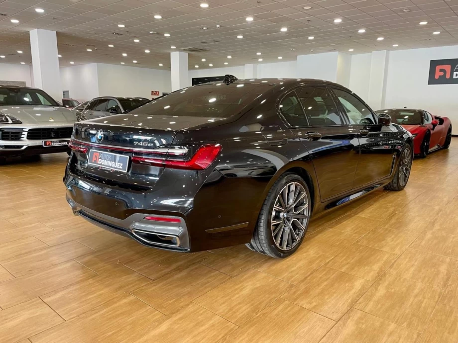 BMW Serie 7 745e PACK M