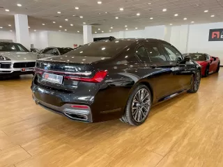 BMW Serie 7 745e PACK M