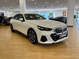 BMW Serie 5 520D PACK M