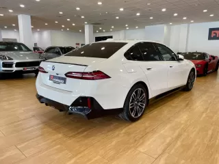 BMW Serie 5 520D PACK M