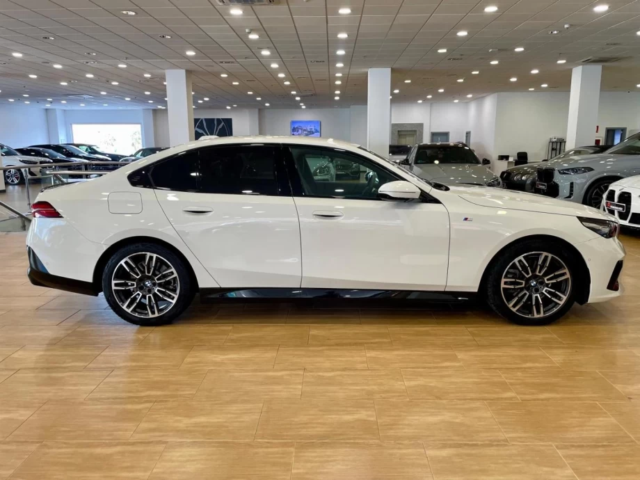 BMW Serie 5 520D PACK M