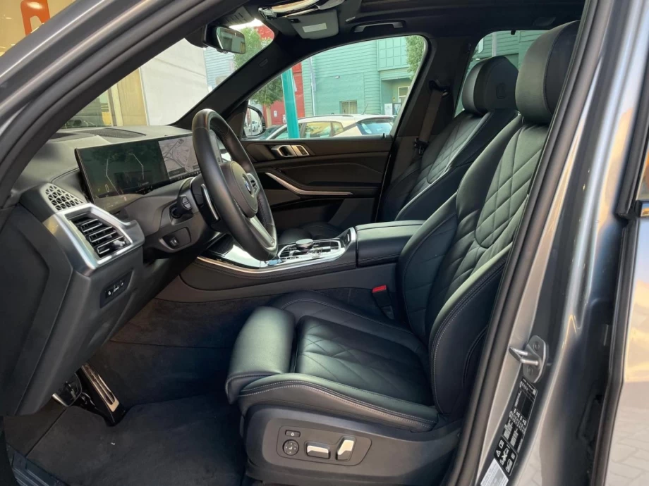 BMW X5 xDRIVE30d PACK M