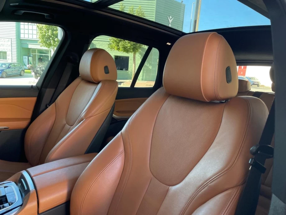 BMW X5 xDRIVE30d PACK M