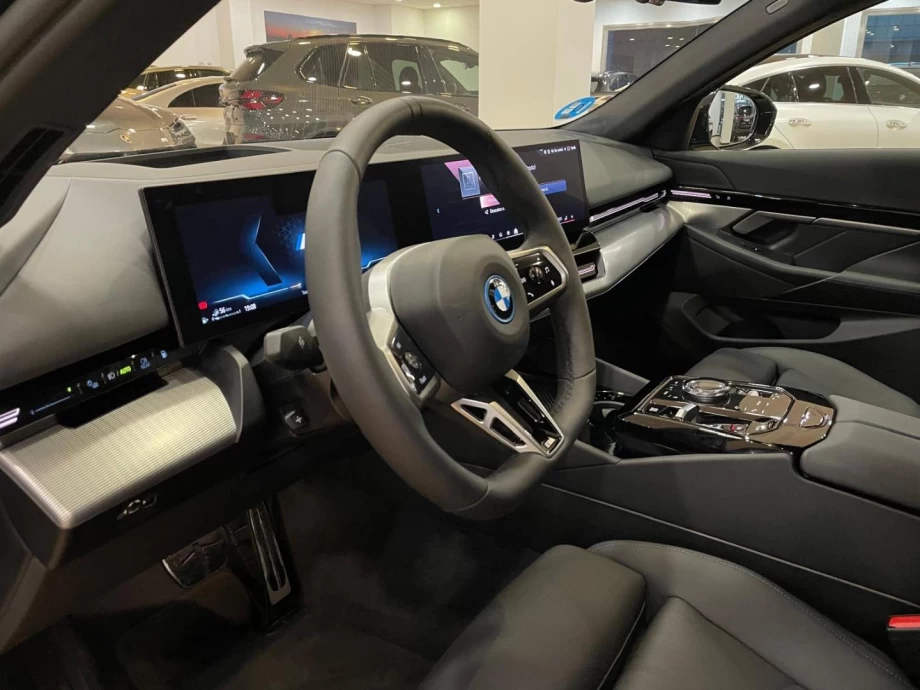 BMW Serie 5 530e PACK M