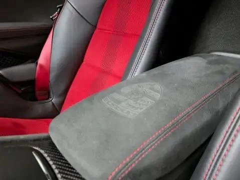 PORSHCE 718 BOXSTER SPYDER RS