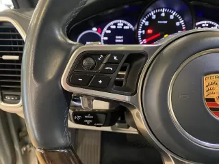 PORSCHE Cayenne Coupé