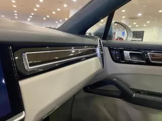 PORSCHE Cayenne Coupé