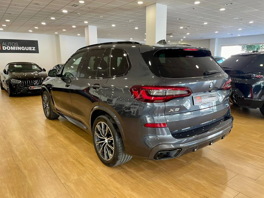 BMW X5 xDRIVE30d PACK M