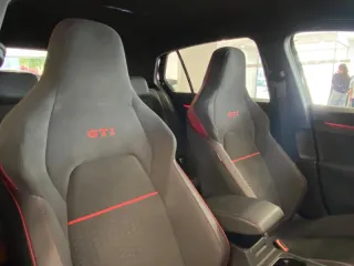 VOLKSWAGEN Golf GTI Clubsport 2.0 TSI 221kW 300CV DSG