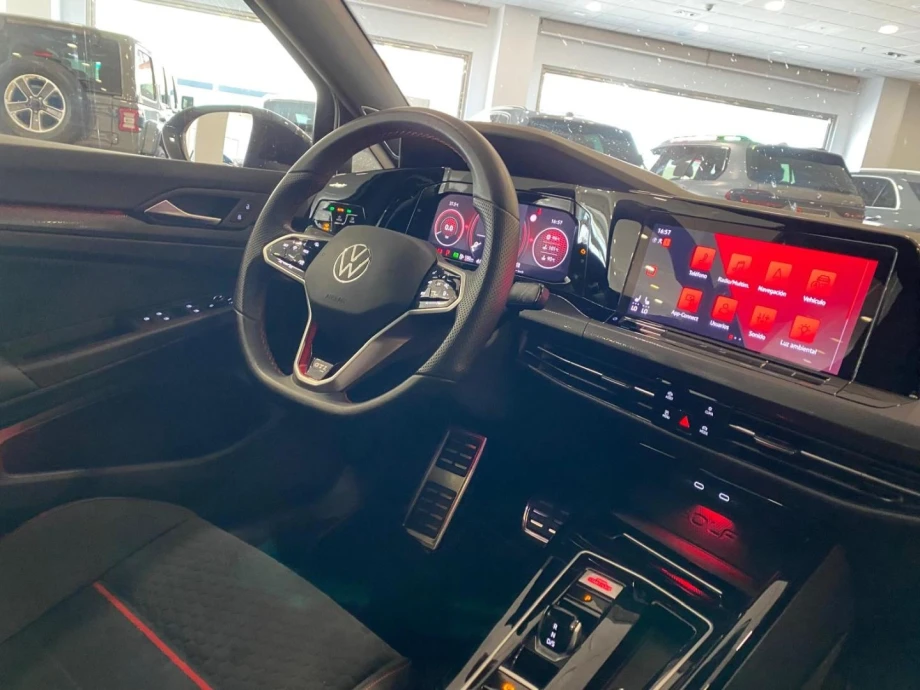 VOLKSWAGEN Golf GTI Clubsport 2.0 TSI 221kW 300CV DSG