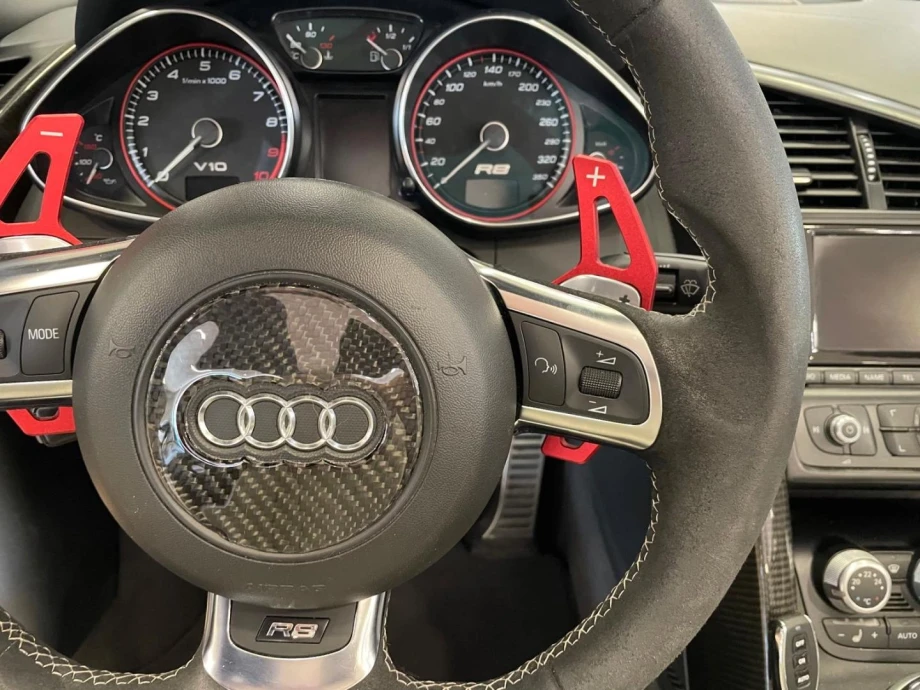 AUDI R8 Spyder 5.2 FSI V10 quattro