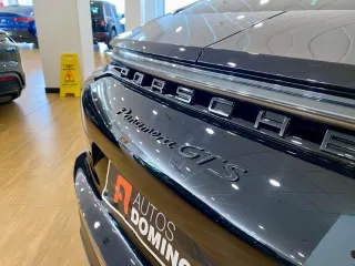 PORSCHE Panamera GTS