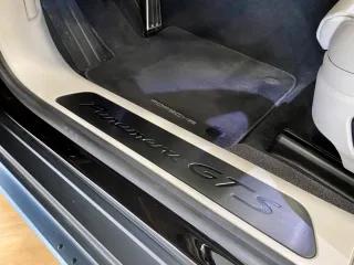 PORSCHE Panamera GTS