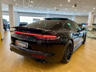 PORSCHE Panamera GTS