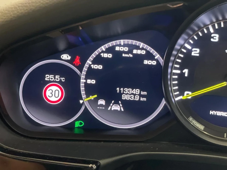 PORSCHE Panamera 4 E-Hybrid