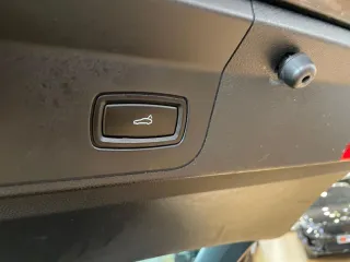 PORSCHE Panamera 10 Anniversary