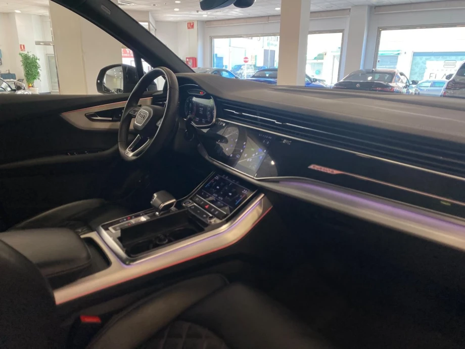 AUDI Q7 Black line 50 TDI 210kW 286CV q. tip.