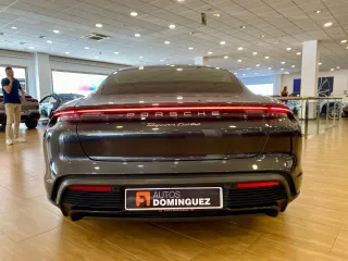 PORSCHE Taycan Turbo