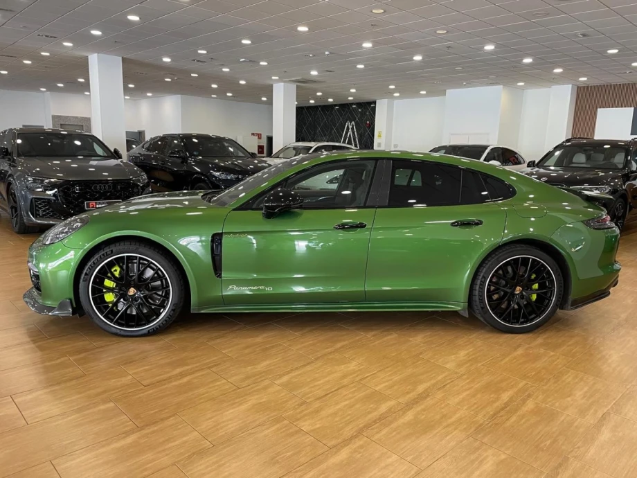PORSCHE Panamera 4 EHybrid 10 Years Edition