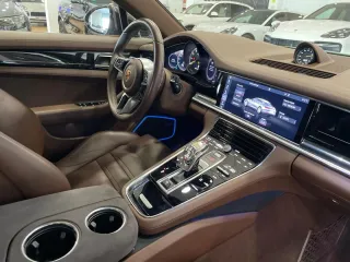 PORSCHE Panamera 4 EHybrid 10 Years Edition