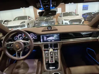 PORSCHE Panamera 4 EHybrid 10 Years Edition