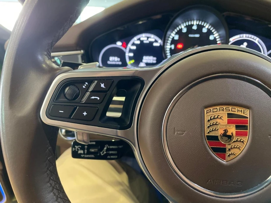 PORSCHE Panamera 4 EHybrid 10 Years Edition