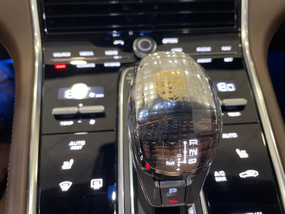 PORSCHE Panamera 4 EHybrid 10 Years Edition