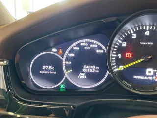 PORSCHE Panamera 4 EHybrid 10 Years Edition