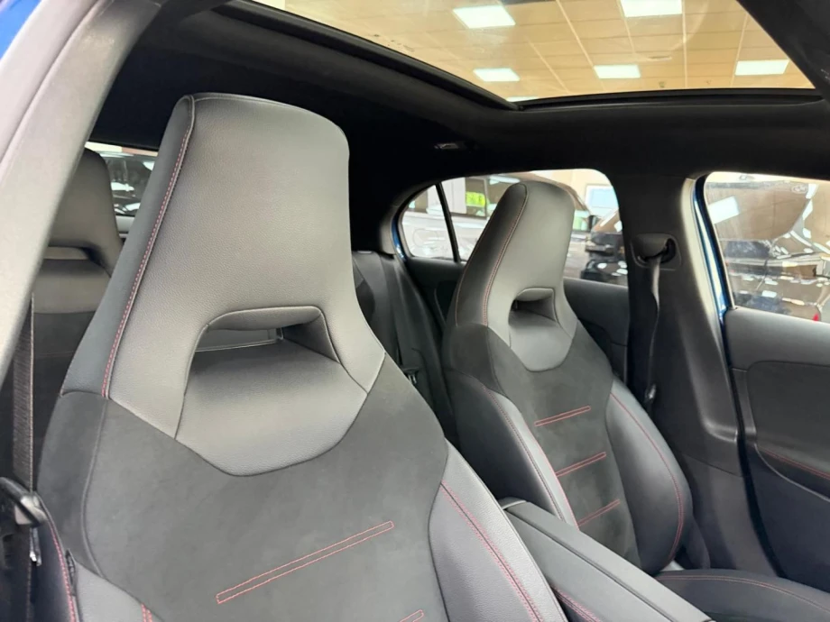 MERCEDES-BENZ Clase A A 250 e con tecnologia hibridaPACK AMG