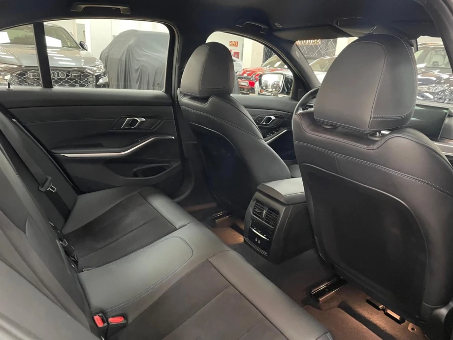 BMW Serie 3 320i Auto PACK M