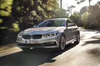 BMW lanza en España el 530e iPerformance, su sexto híbrido enchufable