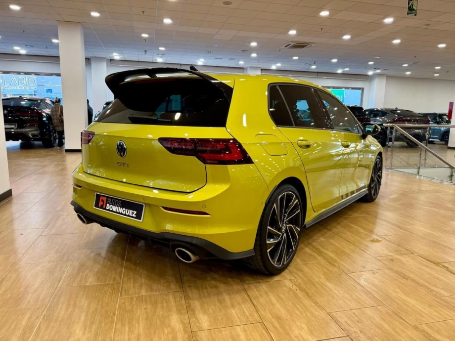 VOLKSWAGEN Golf GTI Clubsport 2.0 TSI 221kW 300CV DSG