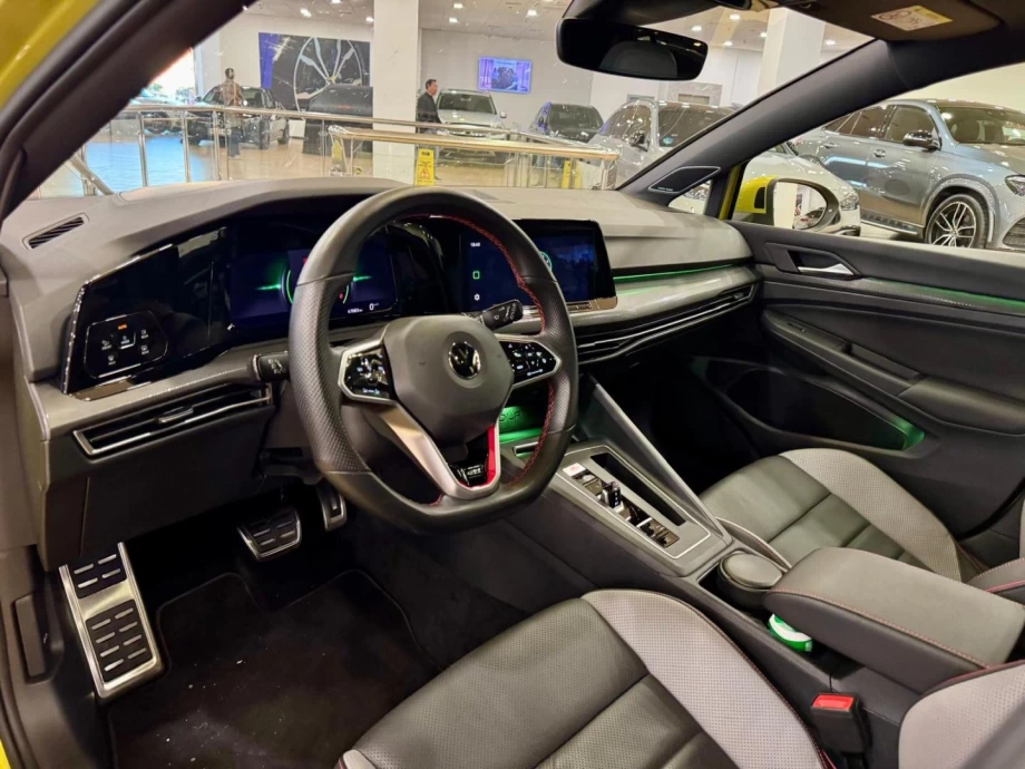 VOLKSWAGEN Golf GTI Clubsport 2.0 TSI 221kW 300CV DSG