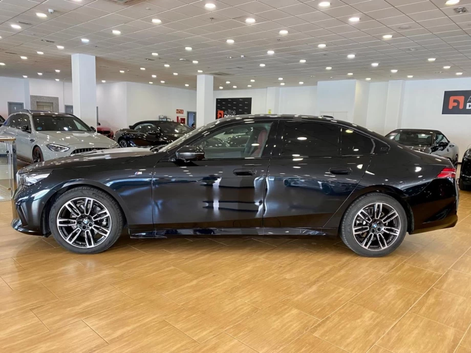BMW Serie 5 520D PACK M