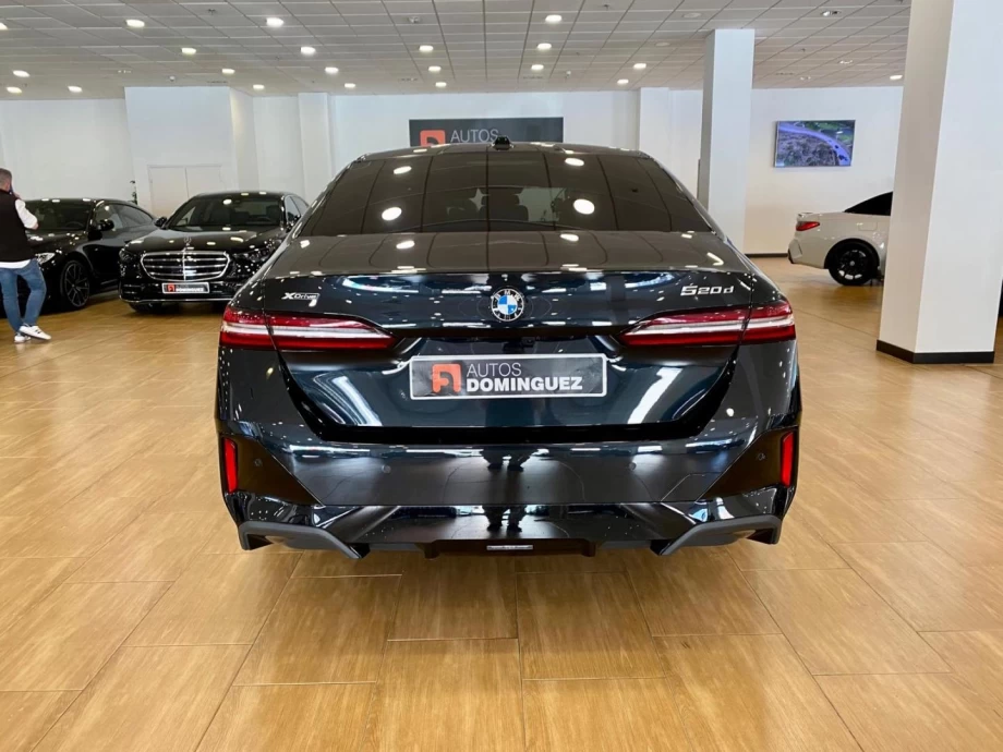 BMW Serie 5 520D PACK M