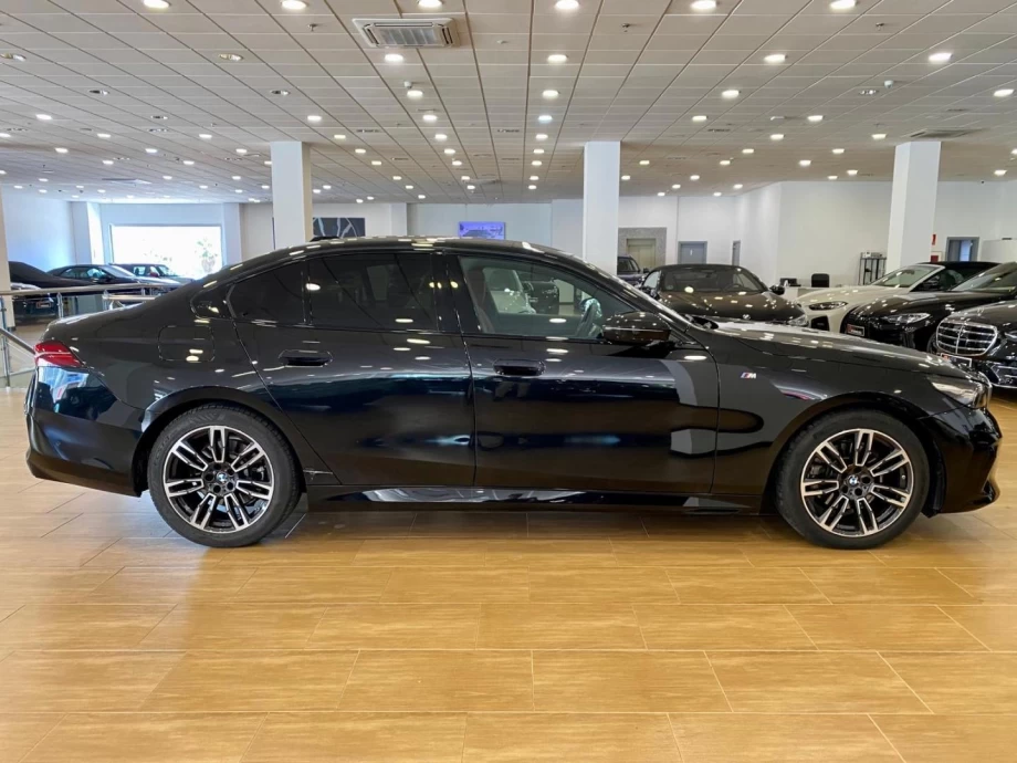 BMW Serie 5 520D PACK M