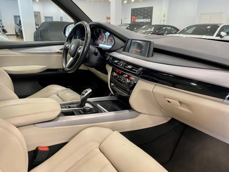 BMW X5 xDRIVE30d PACK M
