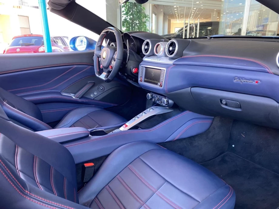 FERRARI California T DCT 22 plazas
