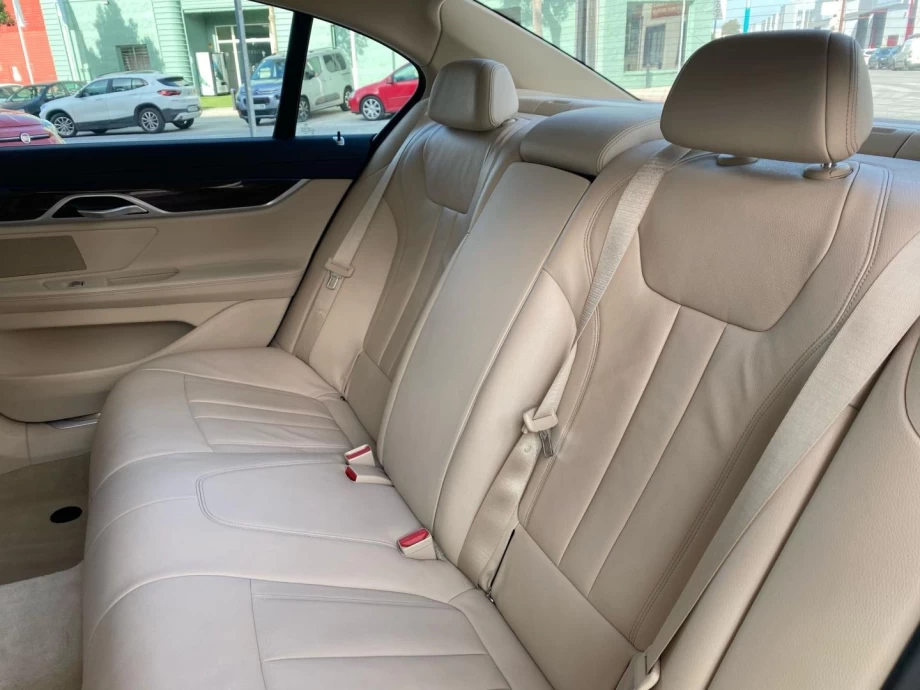 BMW Serie 7 730DA