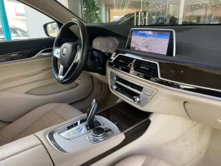 BMW Serie 7 730DA