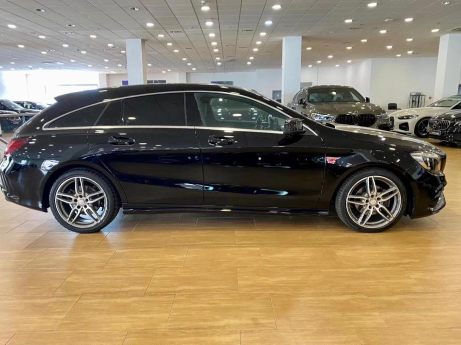 MERCEDES-BENZ Clase CLA 200 d Shooting Brake PACK AMG